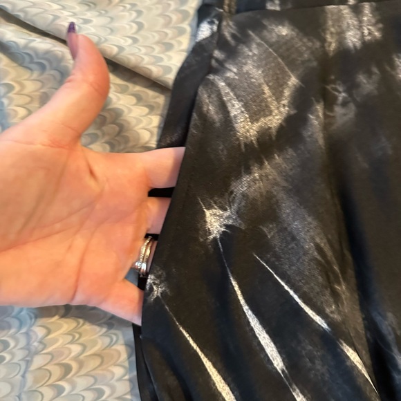 LuLaRoe, Nikki dress black and white tie-dye pattern with pockets - Picture 4 of 5